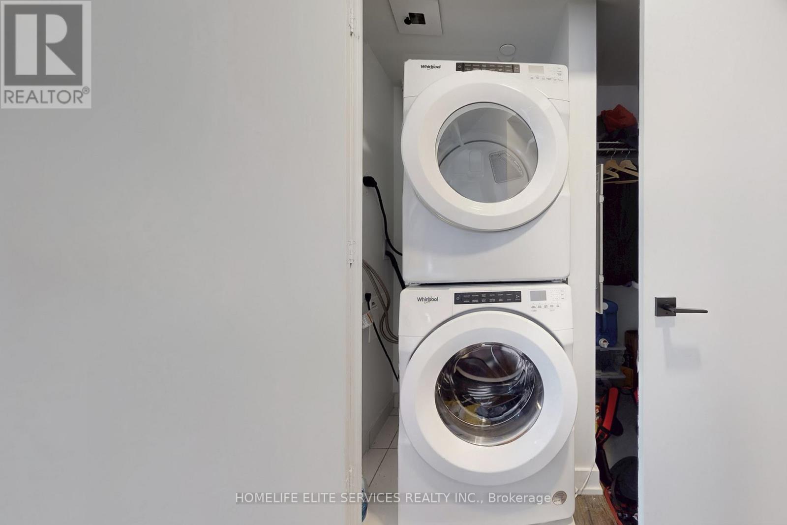 703 - 327 King Street W, Toronto, Ontario  M5V 0W7 - Photo 30 - C12613482