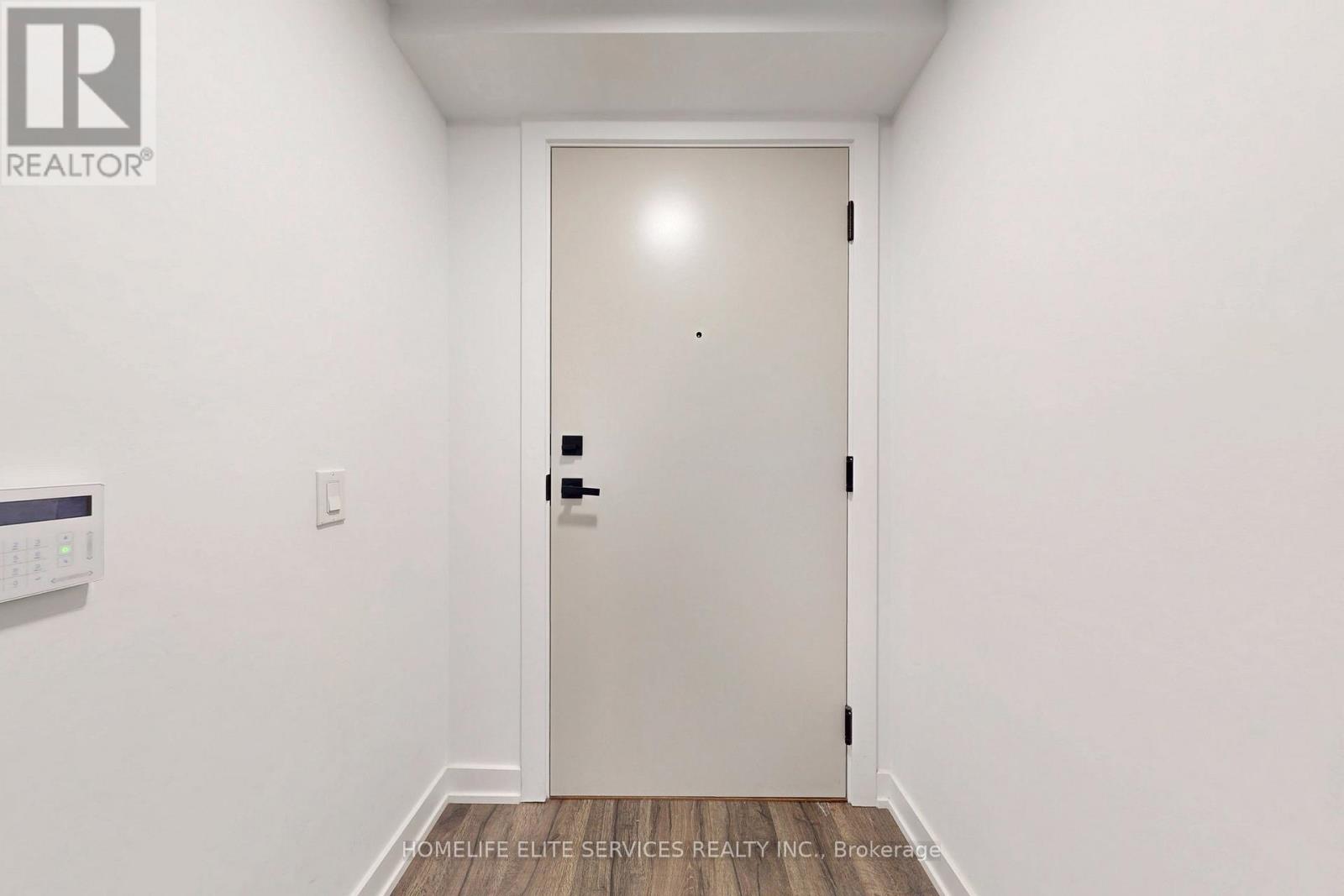 703 - 327 King Street W, Toronto, Ontario  M5V 0W7 - Photo 32 - C12613482