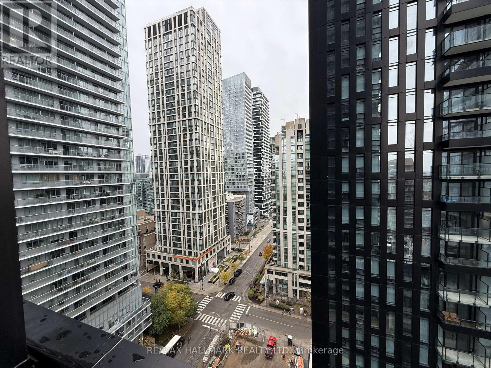 1504s - 110 Broadway Avenue, Toronto (Mount Pleasant West), Ontario  M4P 1V7 - Photo 10 - C12542726