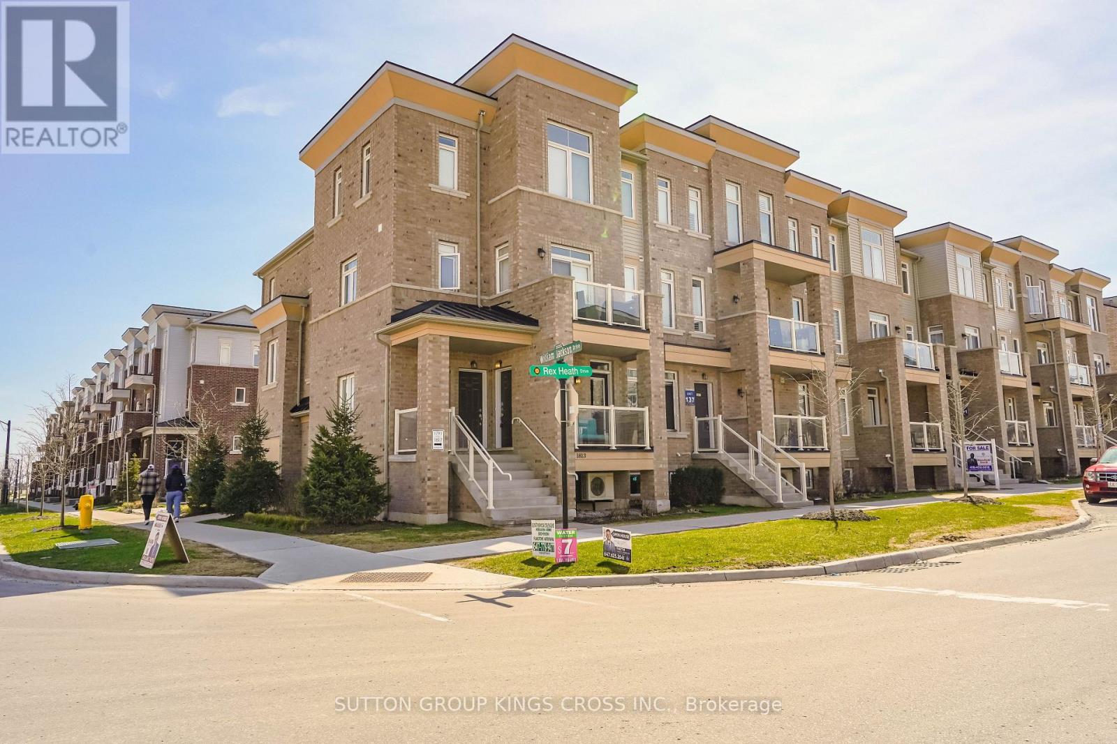 1813 REX HEATH DRIVE, Pickering, Ontario