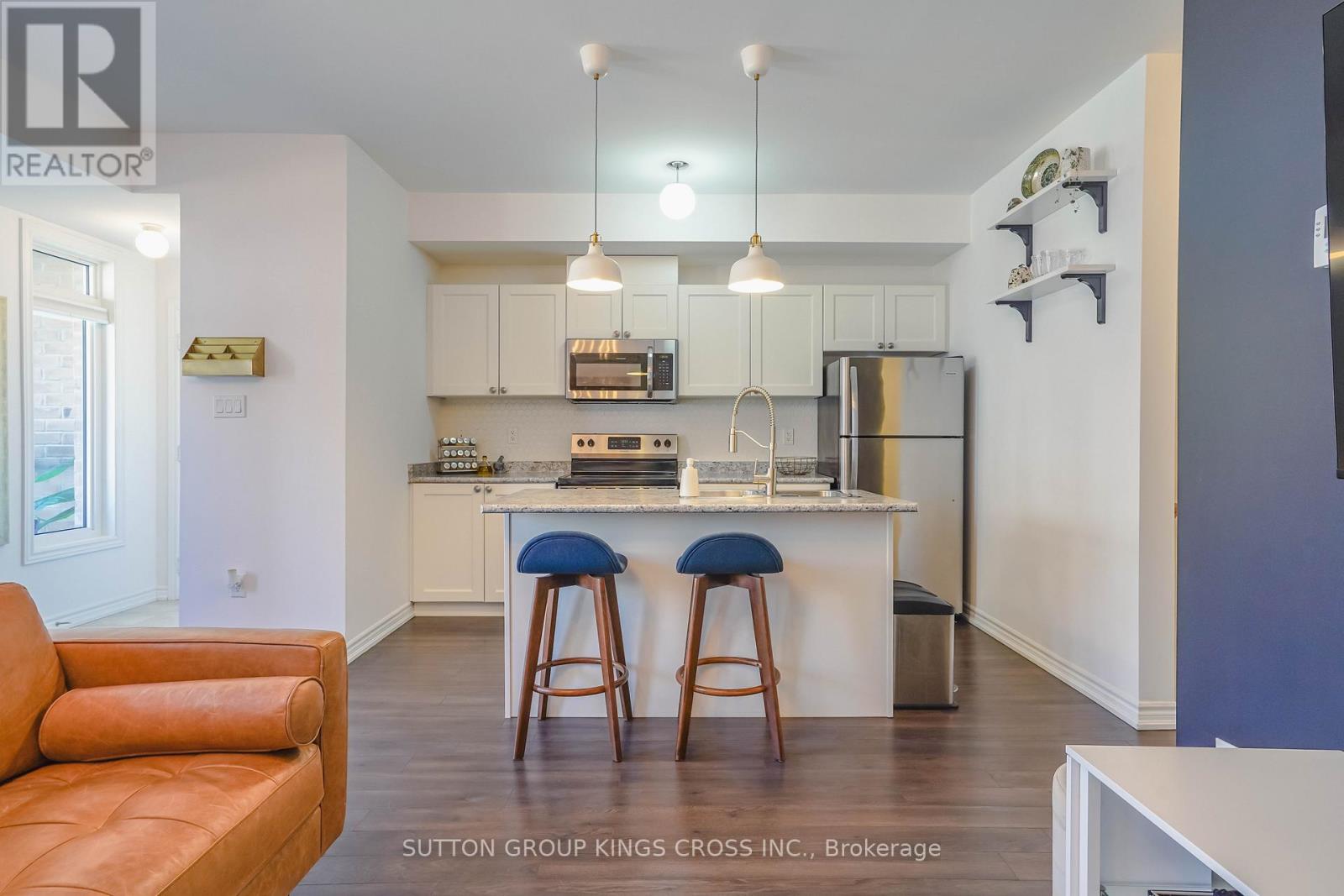 1813 Rex Heath Drive, Pickering, Ontario  L1X 0E4 - Photo 7 - E12612852