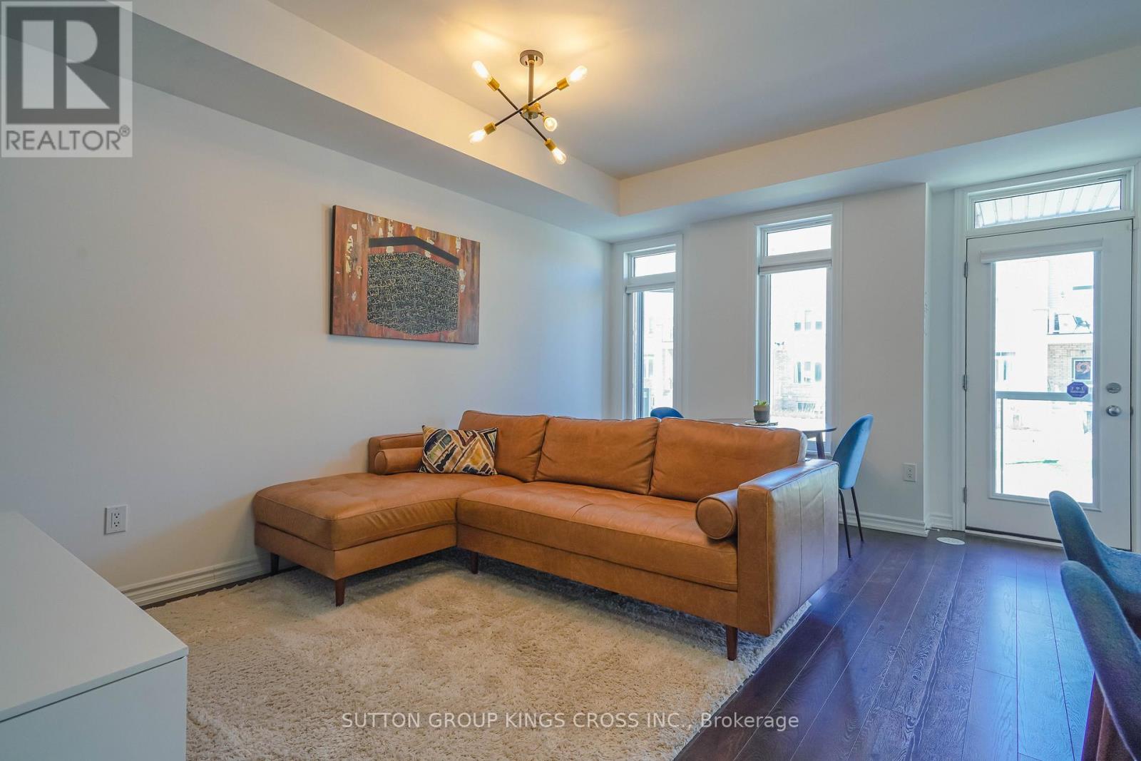 1813 Rex Heath Drive, Pickering, Ontario  L1X 0E4 - Photo 6 - E12612852