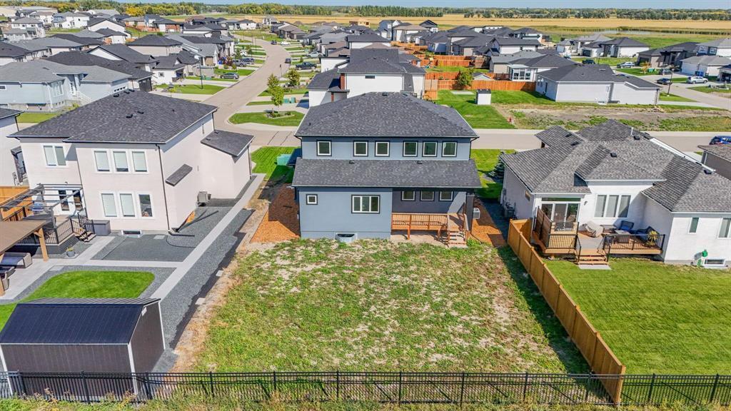 35 Chimney Swift Way, St Adolphe, Manitoba  R5A 0B6 - Photo 2 - 202529731