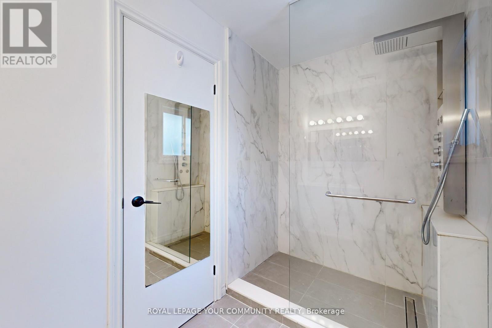 170 Garden Avenue, Richmond Hill, Ontario  L4C 6M2 - Photo 30 - N12613506