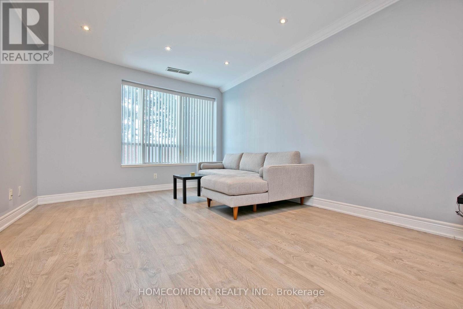 109 - 62 Suncrest Boulevard, Markham, Ontario  L3T 7Y6 - Photo 12 - N12613514