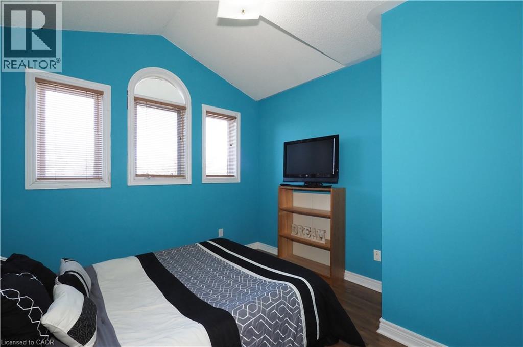 127 Essex Point Drive, Cambridge, Ontario  N1T 1W6 - Photo 30 - 40788462