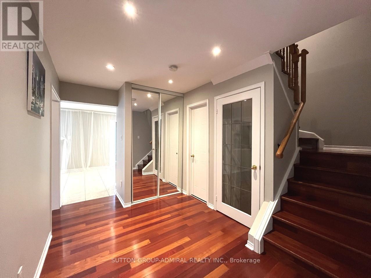 71 Covent Crescent, Aurora, Ontario  L4G 6R1 - Photo 12 - N12613524