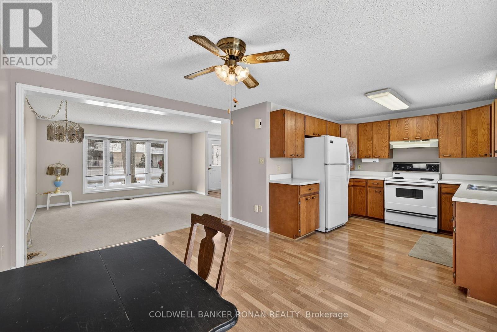 2 Balsam Court S, New Tecumseth, Ontario  L0G 1W0 - Photo 15 - N12613548