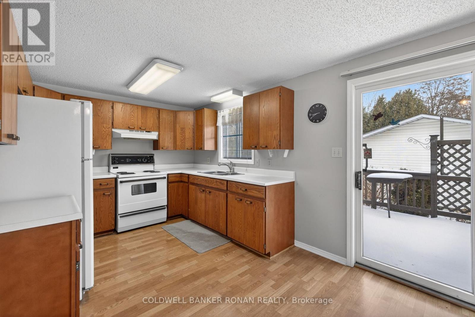 2 Balsam Court S, New Tecumseth, Ontario  L0G 1W0 - Photo 18 - N12613548