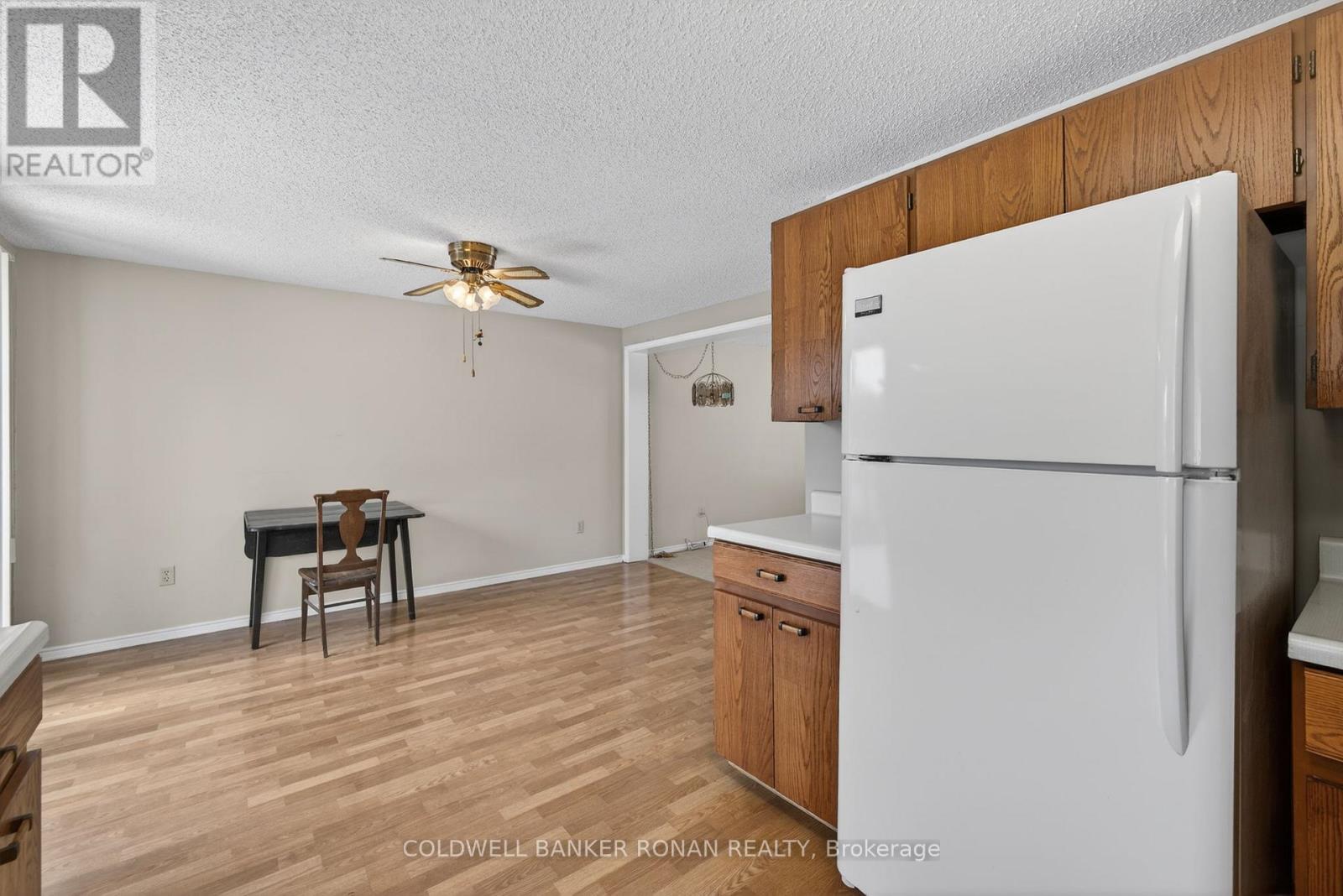 2 Balsam Court S, New Tecumseth, Ontario  L0G 1W0 - Photo 21 - N12613548