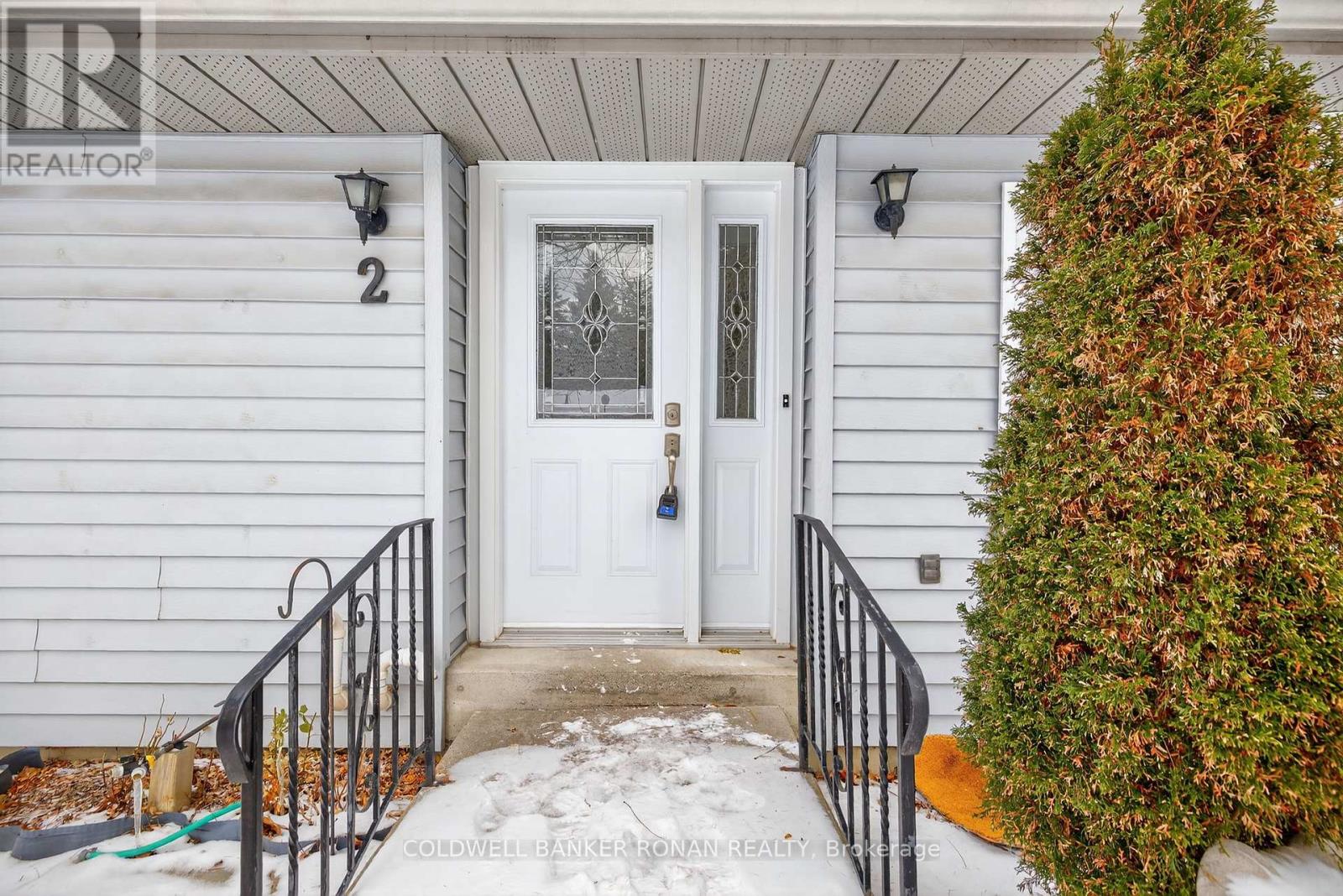 2 Balsam Court S, New Tecumseth, Ontario  L0G 1W0 - Photo 4 - N12613548