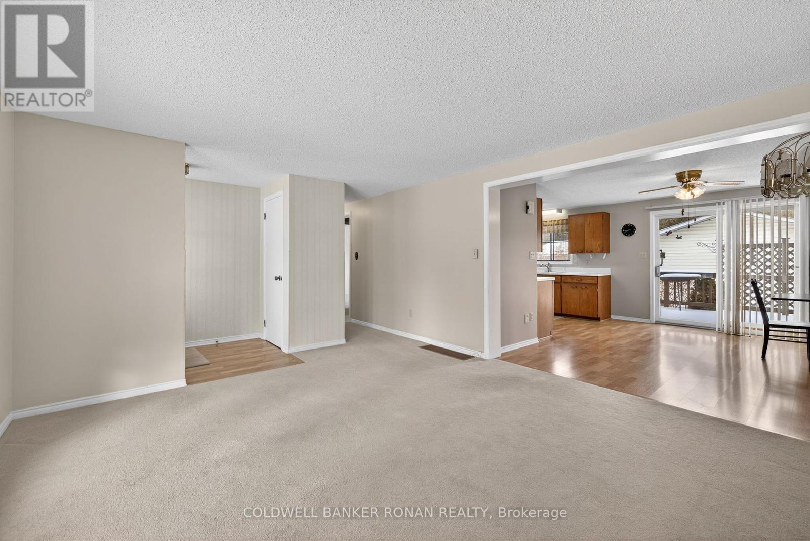 2 Balsam Court S, New Tecumseth, Ontario  L0G 1W0 - Photo 9 - N12613548