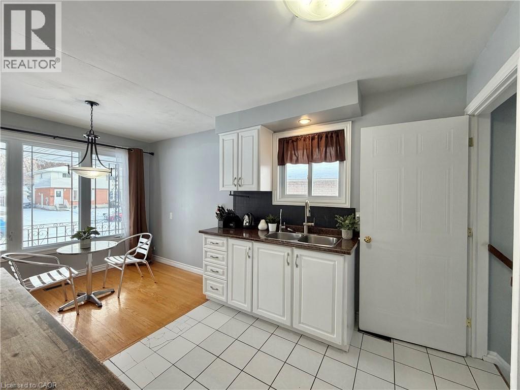 66 Chalmers Street S, Cambridge, Ontario  N1R 6A6 - Photo 17 - 40790259