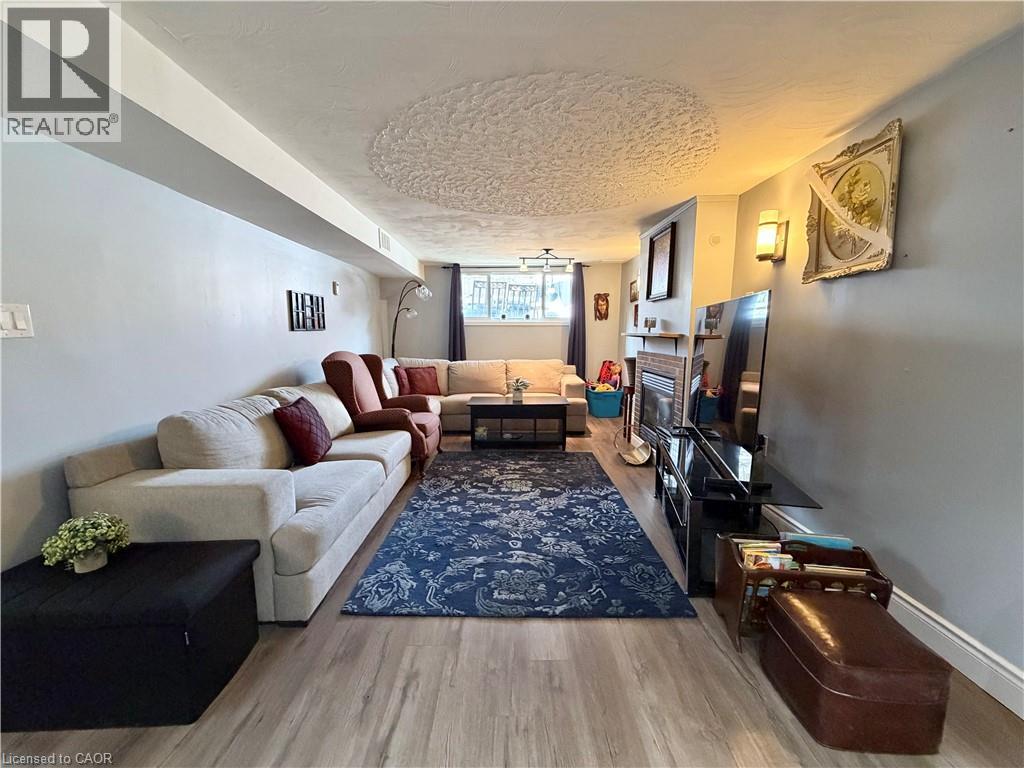 66 Chalmers Street S, Cambridge, Ontario  N1R 6A6 - Photo 28 - 40790259