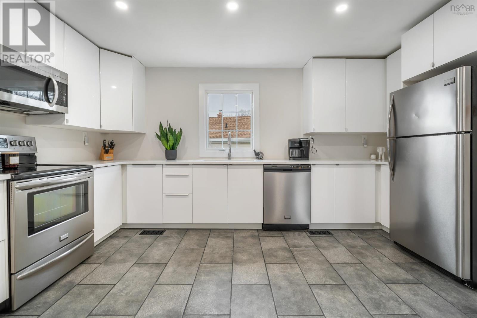 23 Levis Street, Halifax, Nova Scotia  B3R 1M1 - Photo 17 - 202528568