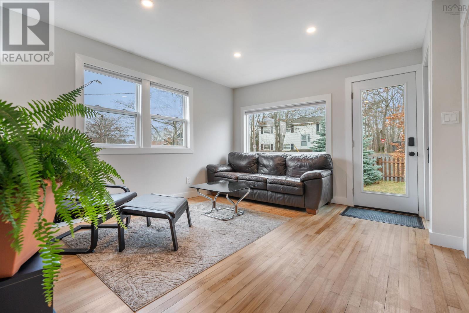 23 Levis Street, Halifax, Nova Scotia  B3R 1M1 - Photo 3 - 202528568