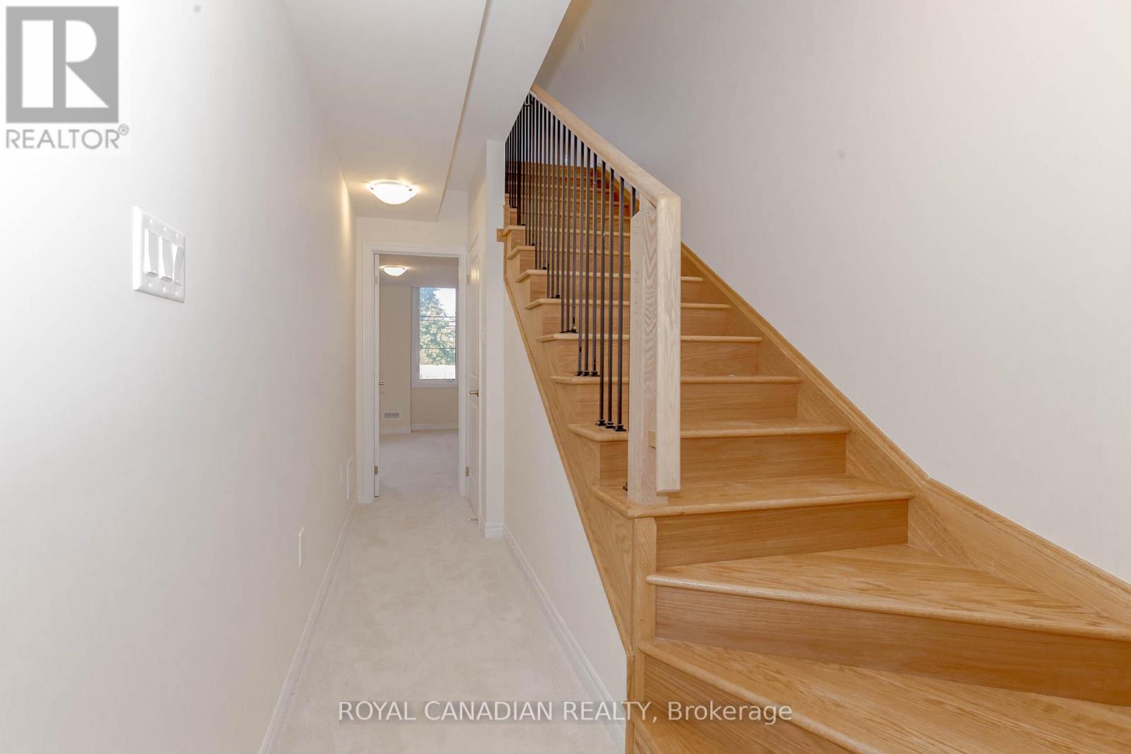 1453 National Common, Burlington, Ontario  L7P 0V7 - Photo 15 - W12613516