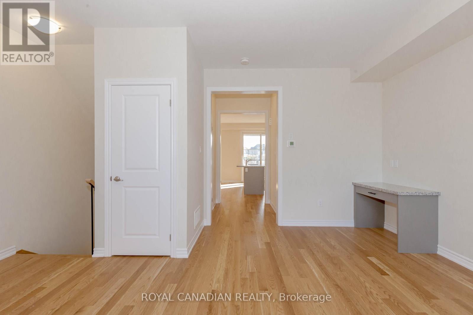 1453 National Common, Burlington, Ontario  L7P 0V7 - Photo 20 - W12613516