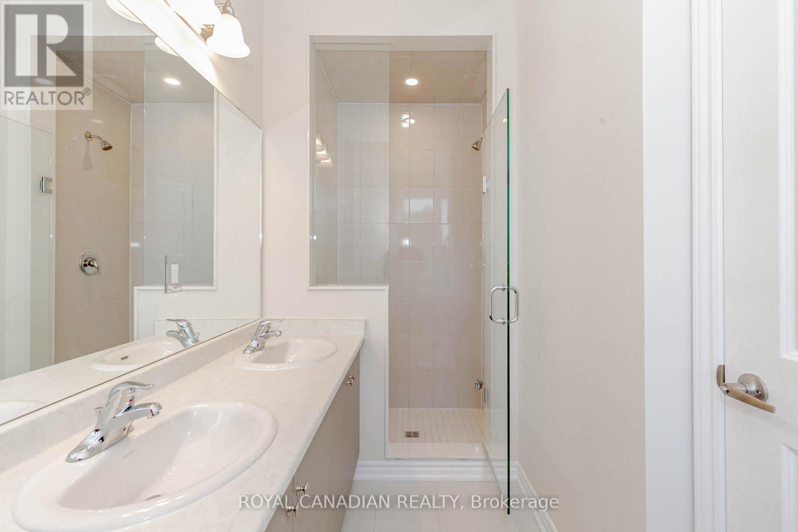 1453 National Common, Burlington, Ontario  L7P 0V7 - Photo 34 - W12613516
