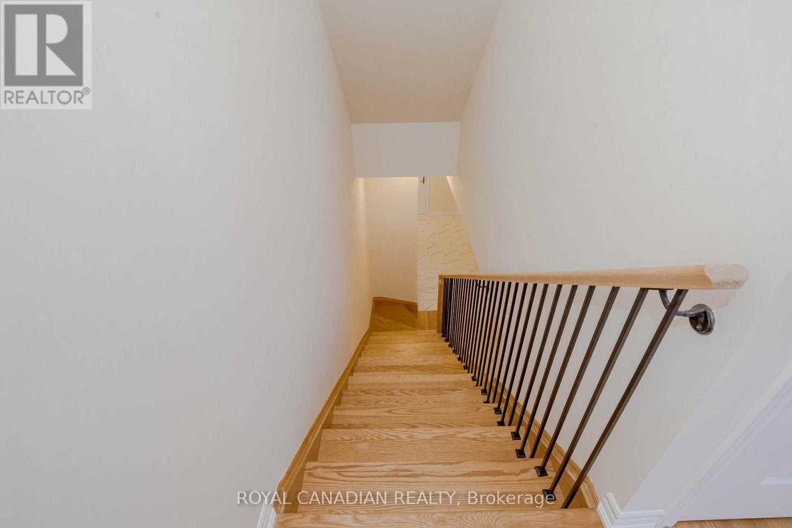 1453 National Common, Burlington, Ontario  L7P 0V7 - Photo 35 - W12613516