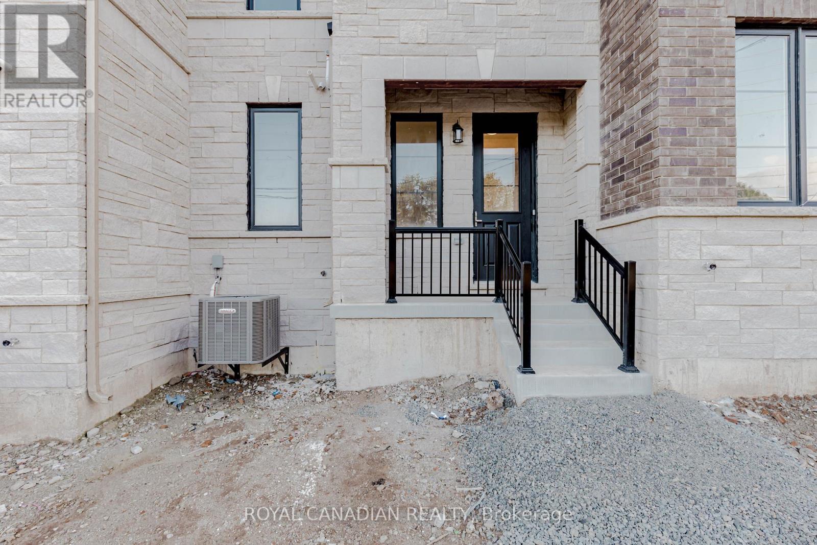 1453 National Common, Burlington, Ontario  L7P 0V7 - Photo 50 - W12613516