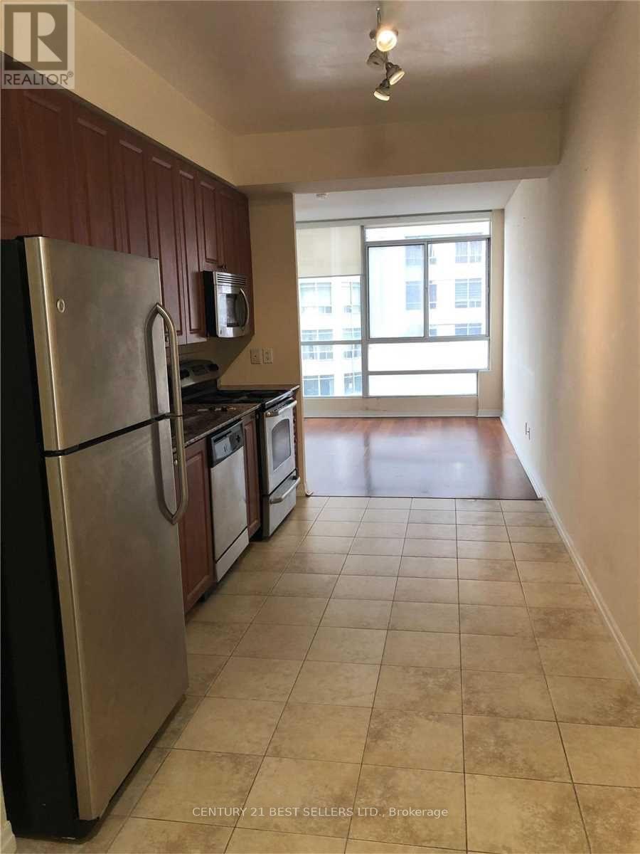 801 - 225 Webb Drive, Mississauga, Ontario  L5B 3Y5 - Photo 5 - W12613526