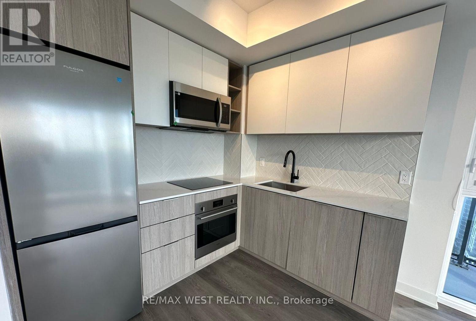 2304 - 36 Zorra Street, Toronto, Ontario  M8Z 1R7 - Photo 9 - W12613528