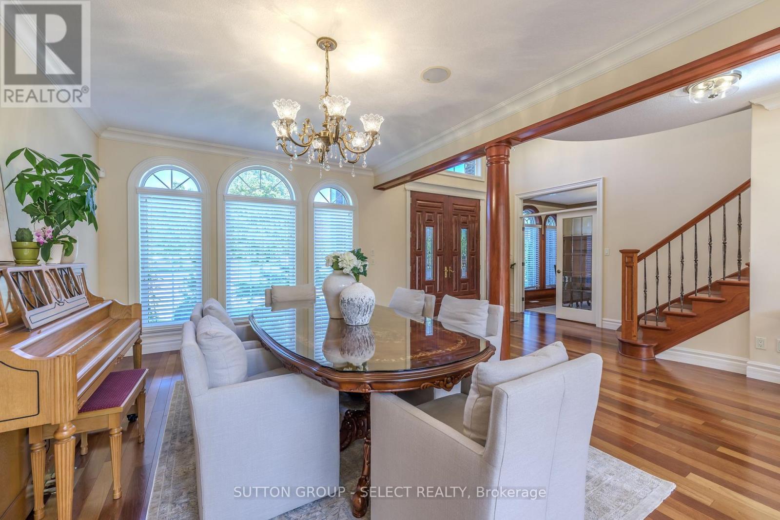 2142 Valleyrun Boulevard, London North, Ontario  N6G 5M7 - Photo 16 - X12393746