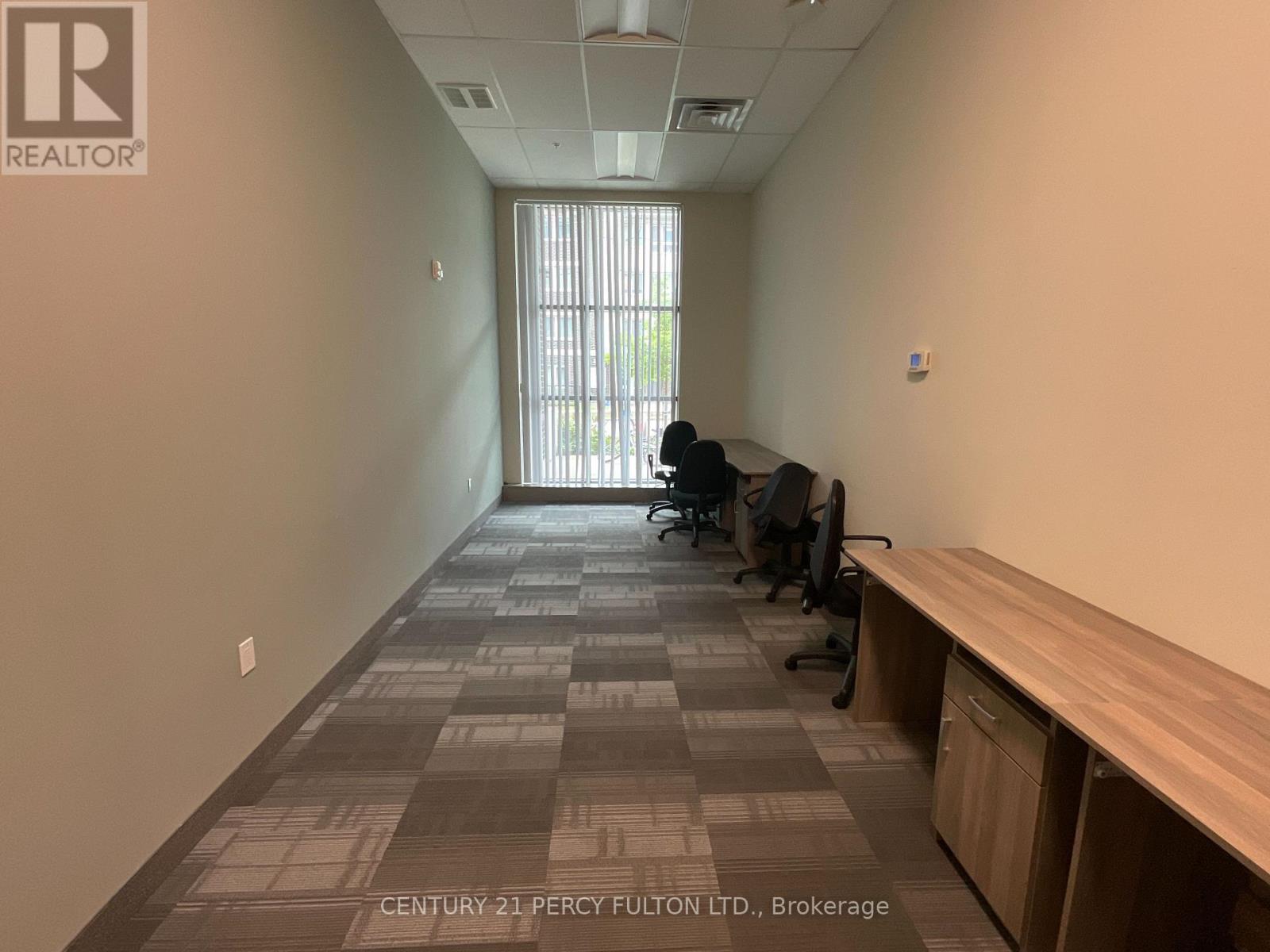 302 - 257 Hemlock Street, Waterloo, Ontario  N2L 3R4 - Photo 18 - X12613496