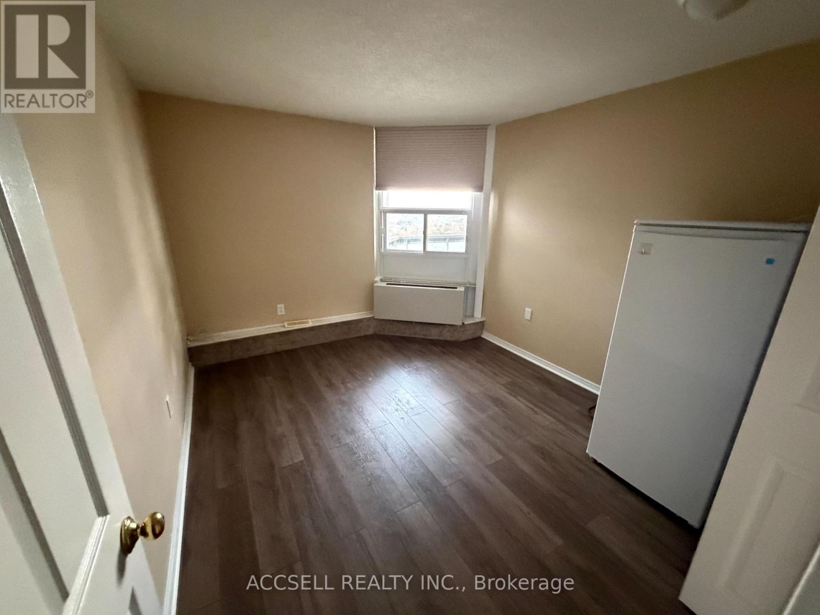 2503 - 363 Colborne Street, London East, Ontario N6B 3N3 - Photo 5 - X12613520