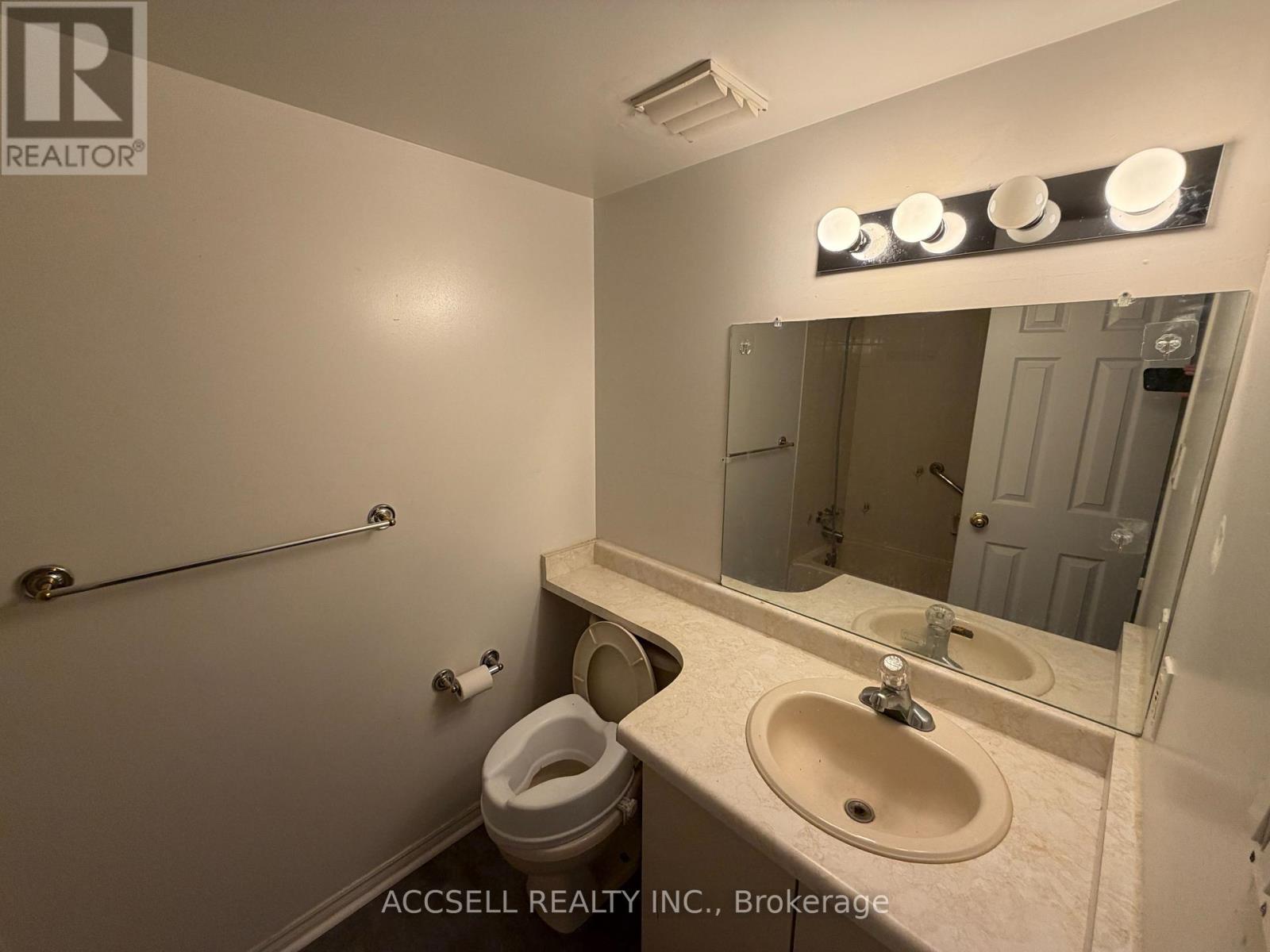 2503 - 363 Colborne Street, London East, Ontario N6B 3N3 - Photo 8 - X12613520