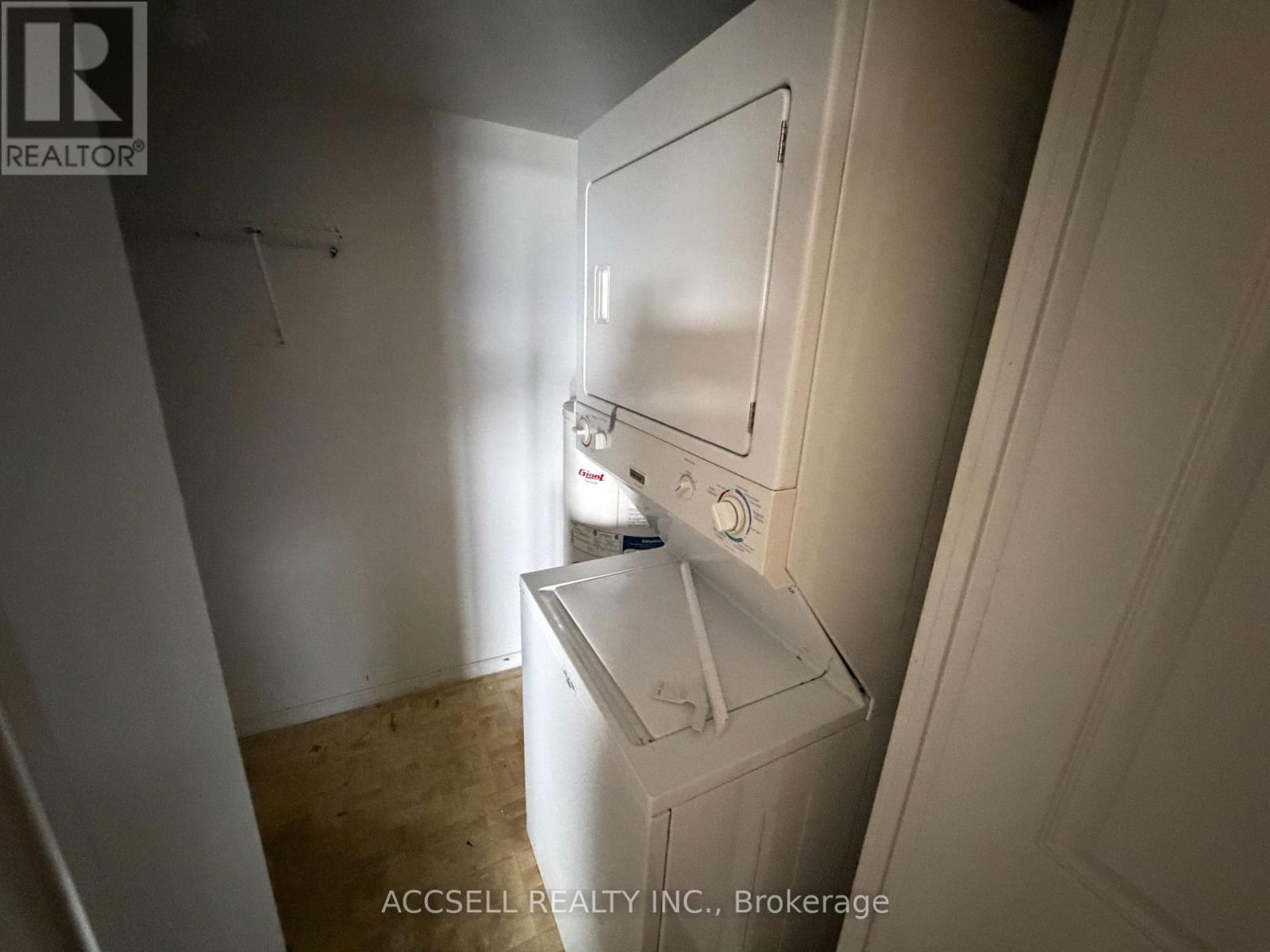 2503 - 363 Colborne Street, London East, Ontario N6B 3N3 - Photo 9 - X12613520