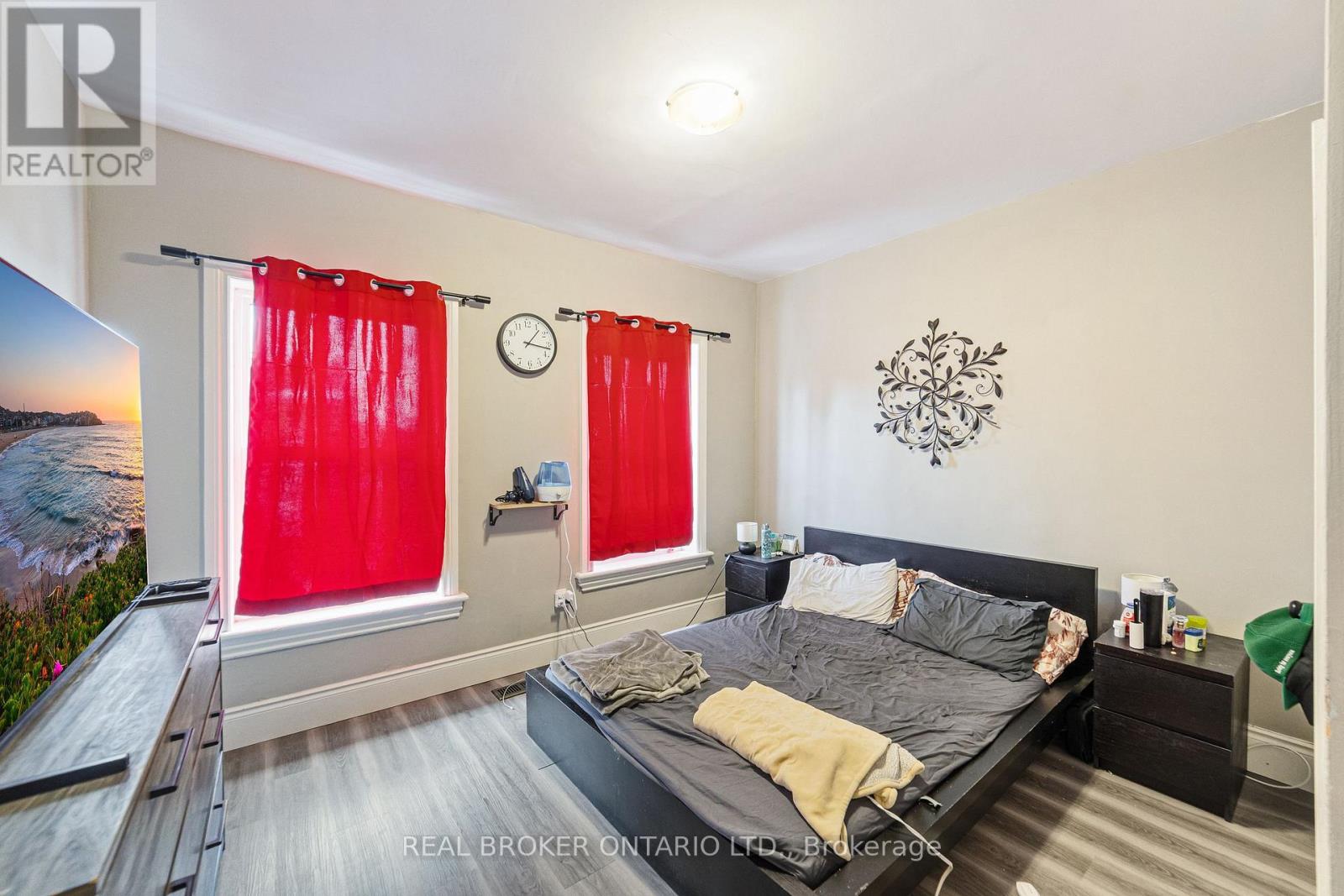 208 Mary Street, Hamilton, Ontario  L8L 4V8 - Photo 25 - X12613540