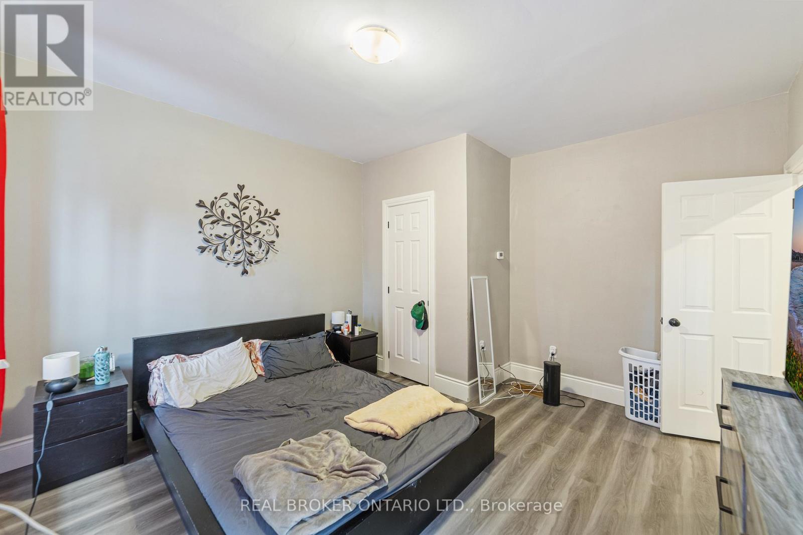 208 Mary Street, Hamilton, Ontario  L8L 4V8 - Photo 26 - X12613540