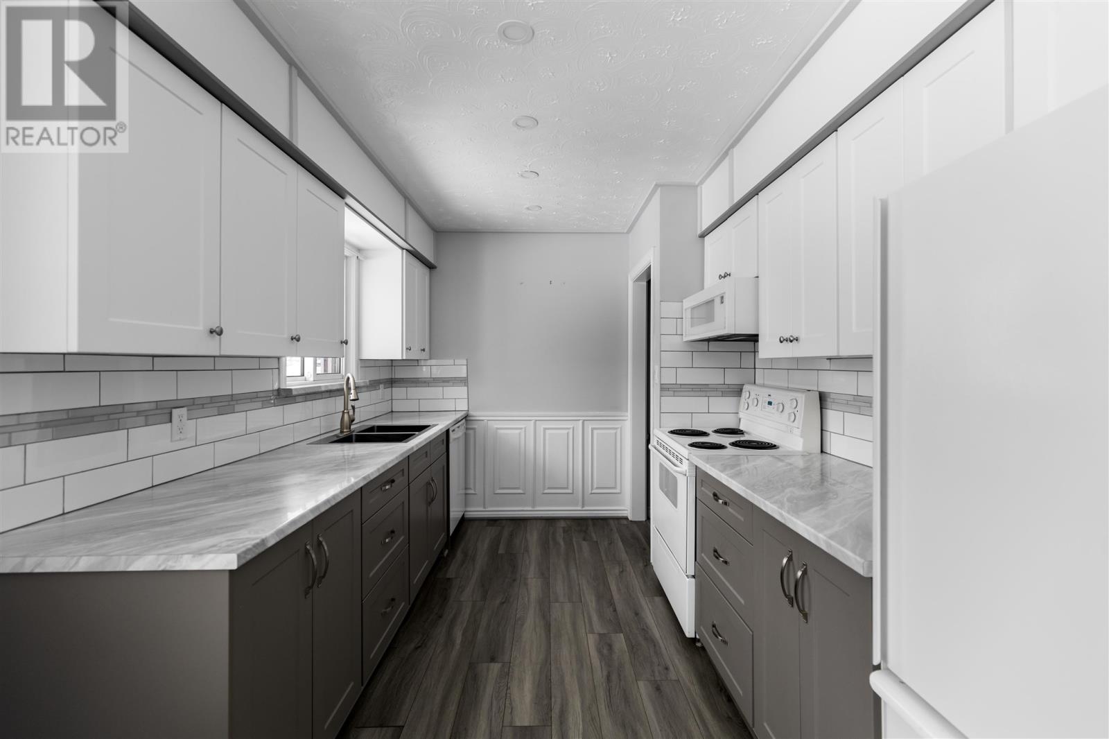 263 Second Lin E, Sault Ste. Marie, Ontario P6C 2M5 - Photo 14 - SM253433