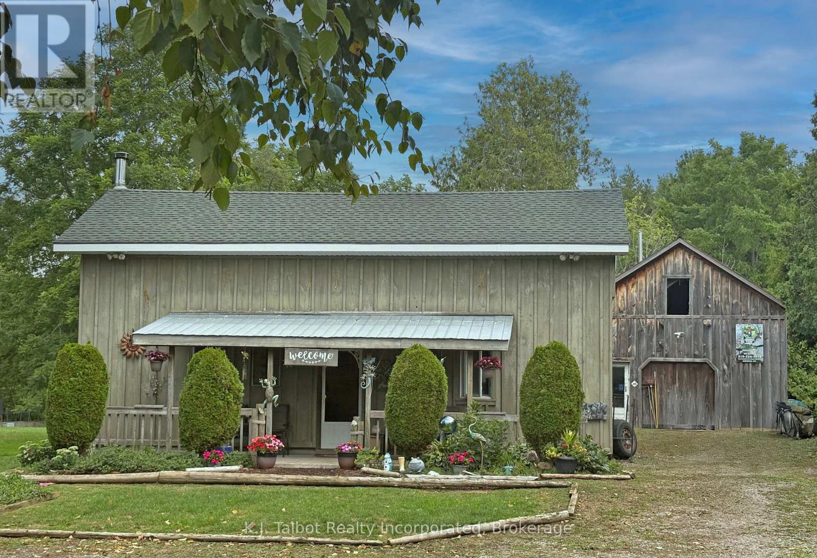 82044 Bluewater Highway, Ashfield-Colborne-Wawanosh (Colborne), Ontario  N7A 3Y2 - Photo 2 - X12613660