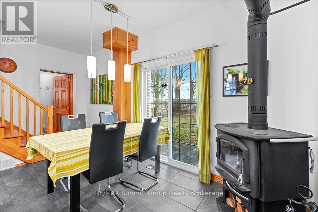 795099 East Back Line, Grey Highlands, Ontario  N0C 1H0 - Photo 10 - X12613692