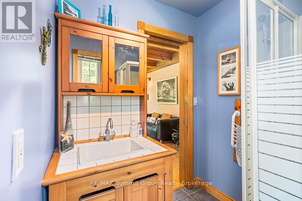 795099 East Back Line, Grey Highlands, Ontario  N0C 1H0 - Photo 17 - X12613692