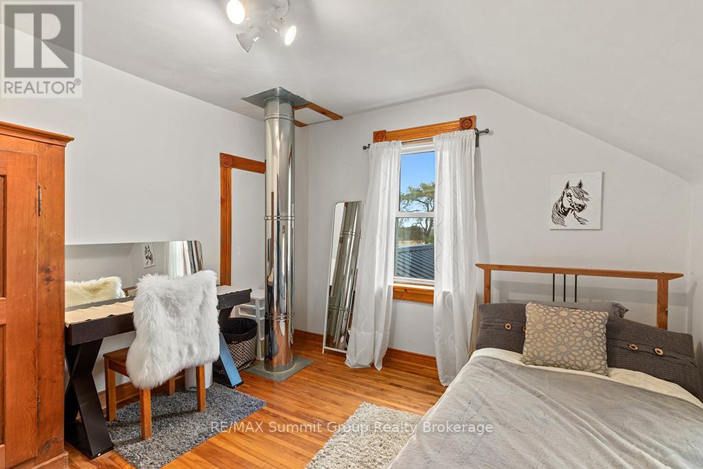 795099 East Back Line, Grey Highlands, Ontario  N0C 1H0 - Photo 21 - X12613692