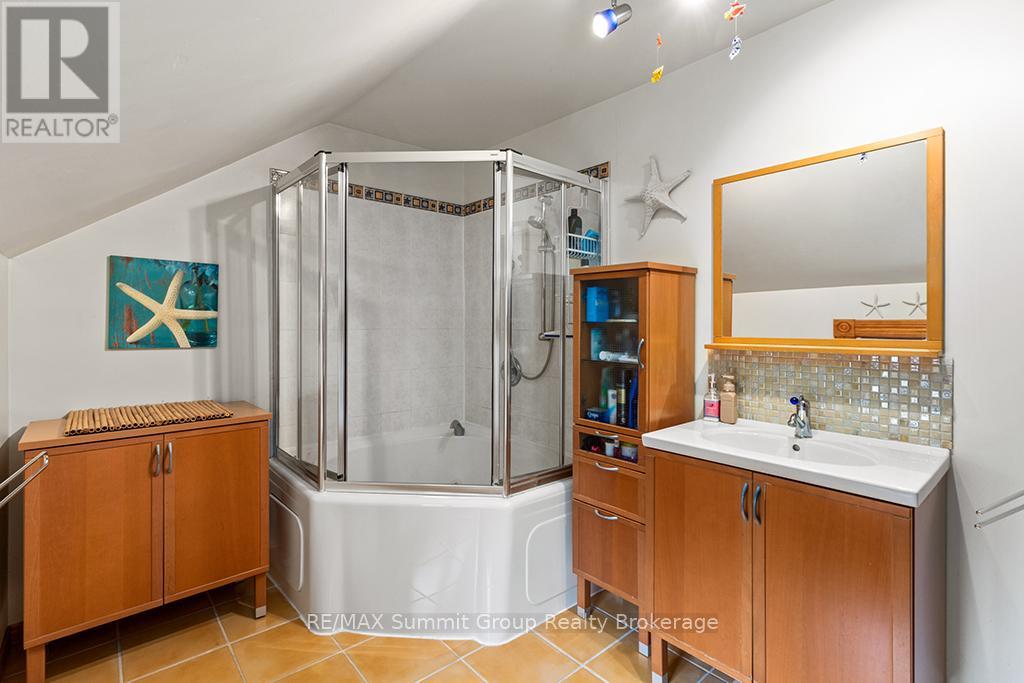 795099 East Back Line, Grey Highlands, Ontario  N0C 1H0 - Photo 24 - X12613692