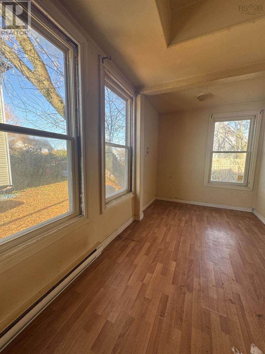 13 Centre Street, Truro, Nova Scotia  B2N 2J9 - Photo 12 - 202527964