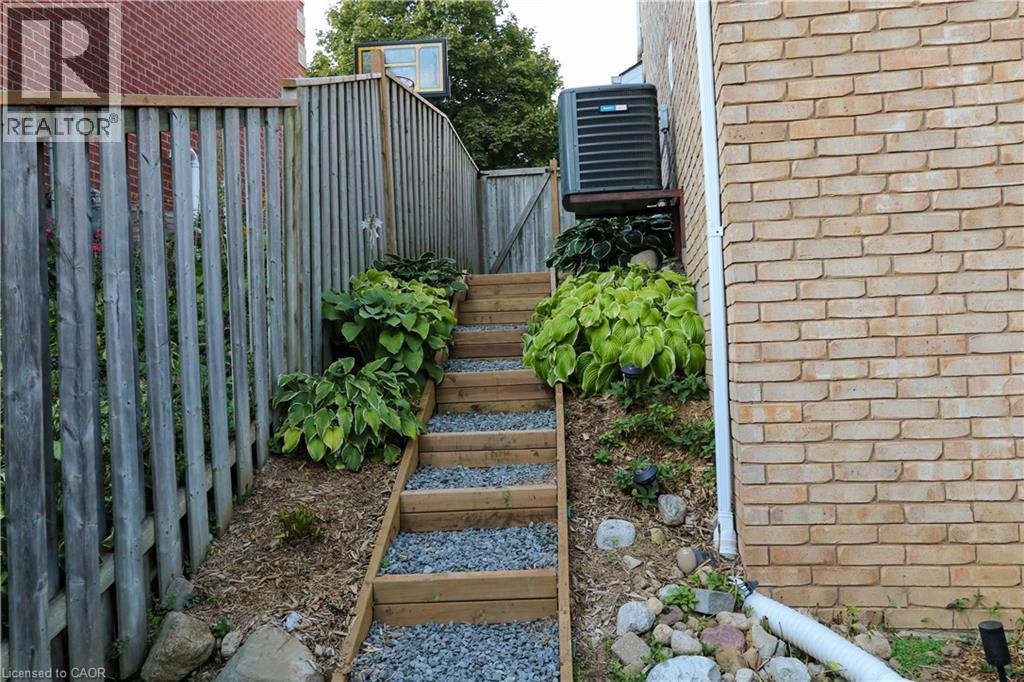 119 Hume Drive, Cambridge, Ontario  N1T 1N3 - Photo 28 - 40774277