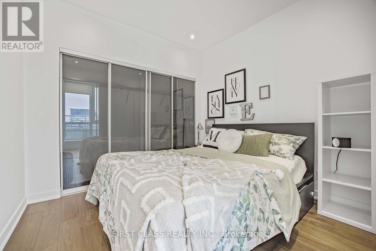 4104 - 30 Nelson Street, Toronto, Ontario M5V 0H5 - Photo 16 - C12613598