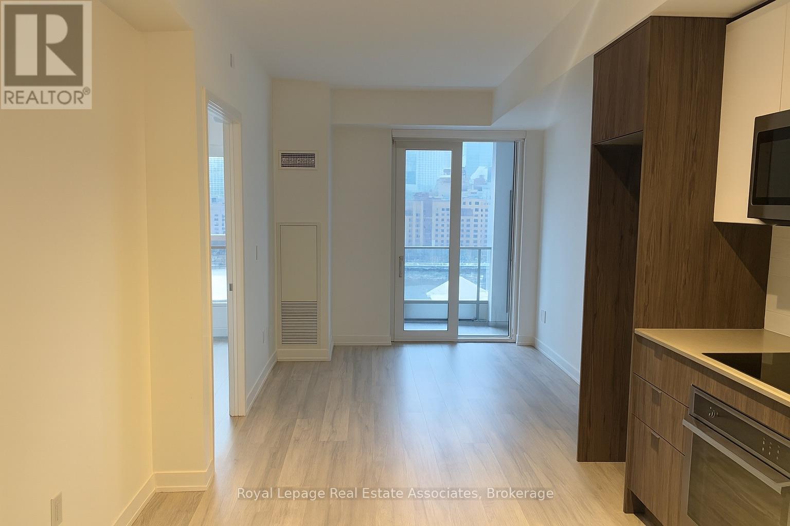 956 - 121 Lower Sherbourne Street, Toronto, Ontario  M5A 0W8 - Photo 3 - C12613666