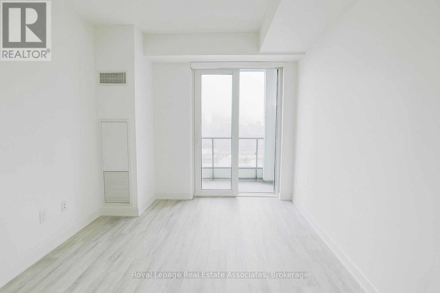 956 - 121 Lower Sherbourne Street, Toronto, Ontario  M5A 0W8 - Photo 4 - C12613666