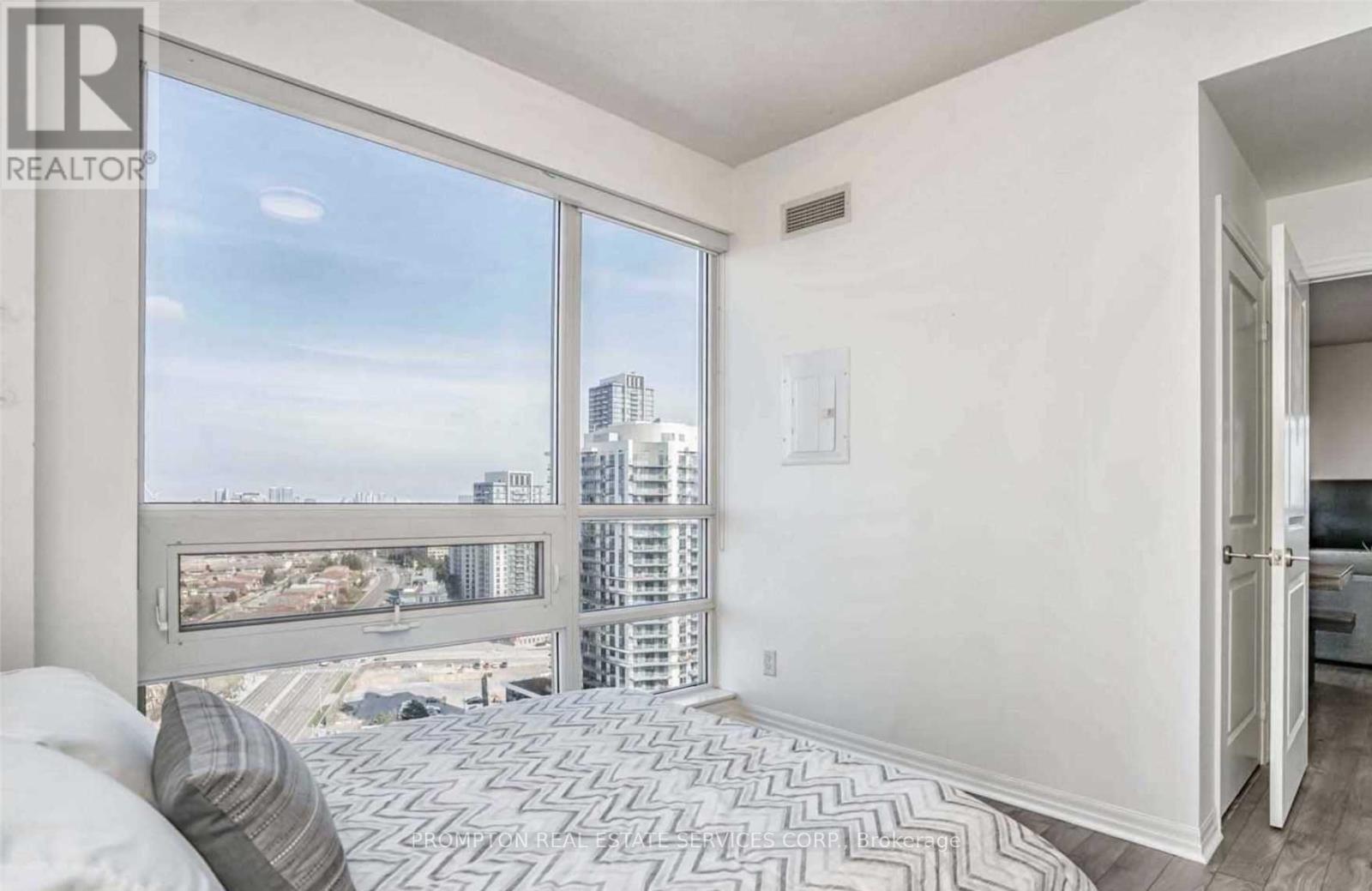 1906 - 30 Heron's Hill Way, Toronto, Ontario  M2J 0A7 - Photo 9 - C12613678