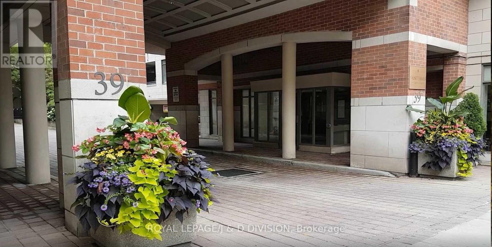 407 - 39 Jarvis Street, Toronto, Ontario  M5E 1Z5 - Photo 2 - C12613690