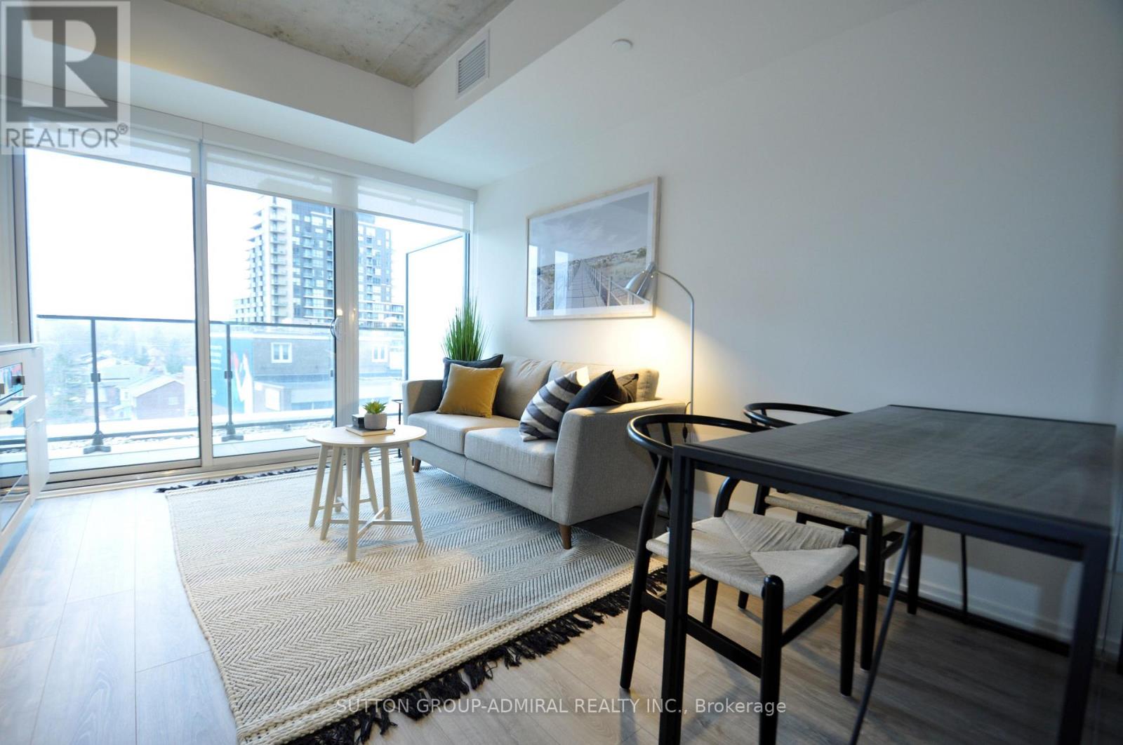 622 - 8 Hillsdale Avenue, Toronto, Ontario  M4S 0B2 - Photo 2 - C12613694