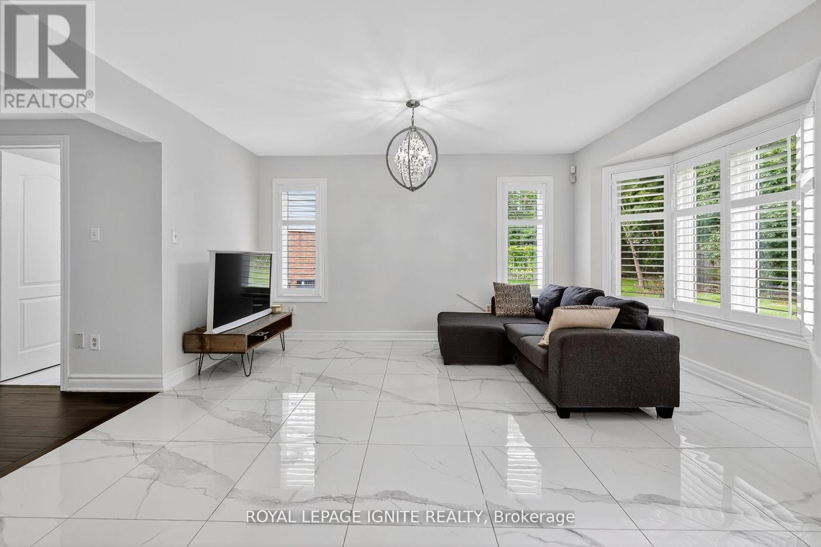 71 Norland Circle, Oshawa, Ontario  L1L 0A7 - Photo 15 - E12613594