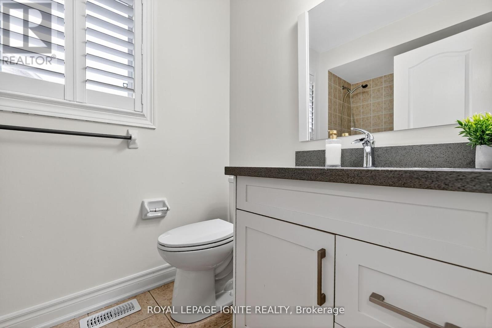 71 Norland Circle, Oshawa, Ontario  L1L 0A7 - Photo 28 - E12613594